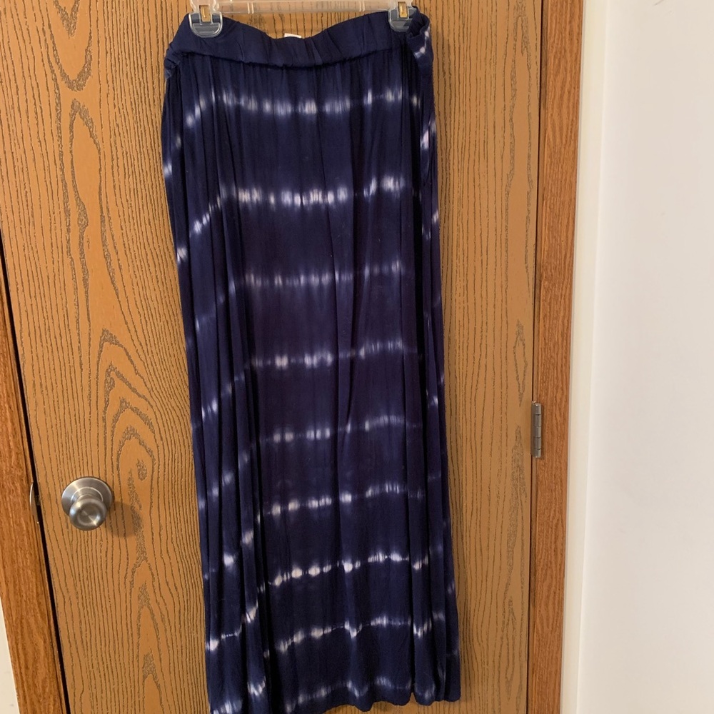 Long skirt